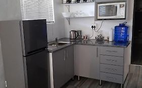 Ariah'S Guesthouse And Self Catering